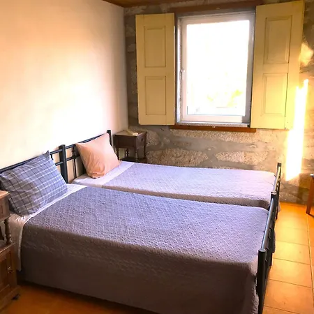 Gondy Fellows Terrace בית נופש Gondifelos